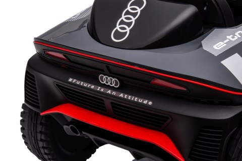 Pojazd Audi RSQ E-TRON Szary Pojazd Audi RSQ E-TRON Szary