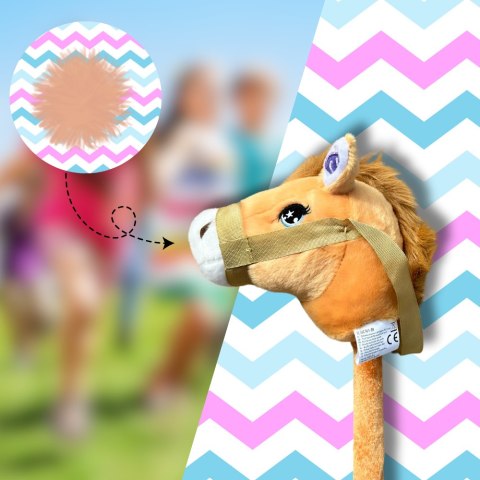 Pluszowa Głowa Konia na Kiju Hobby Horse – Jasnobrązowa Dźwięk Pluszowa Głowa Konia na Kiju Hobby Horse – Jasnobrązowa Dźwięk