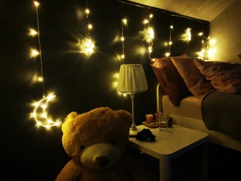 Dekoracyjne Lampki LED świąteczne - Światełka Księżyce i Gwiazdki kurtyna 96LED Dekoracyjne Lampki LED świąteczne - Światełka Księżyce i Gwiazdki kurtyna 96LED