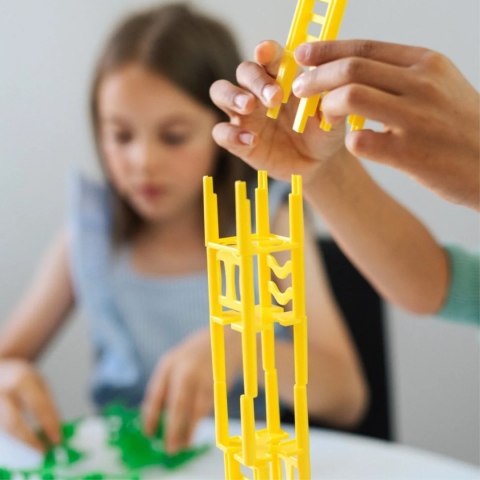 Gra planszowa rodzinna Mistakos Stołki 24 Krzesła Trefl 02075 Gra planszowa rodzinna Mistakos Stołki 24 Krzesła Trefl 02075