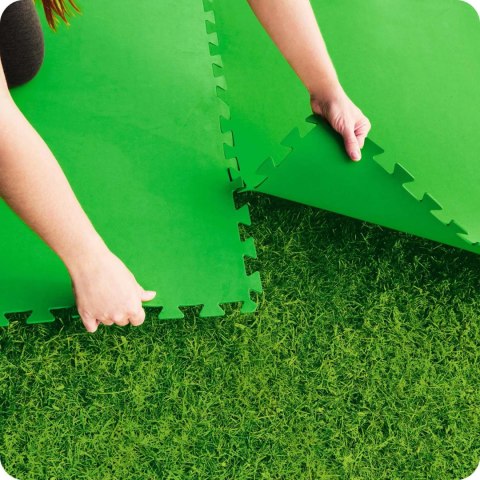 Mata Piankowa Pod Basen Puzzle 9 Sztuk Bestway 58636 – 78 x 78 cm Mata Piankowa Pod Basen Puzzle 9 Sztuk Bestway 58636 – 78 x 78 cm