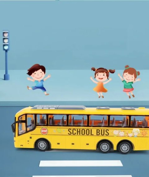 Autobus szkolny zdalnie sterowany – światła, dźwięki, zabawa dla dzieci Autobus szkolny zdalnie sterowany – światła, dźwięki, zabawa dla dzieci