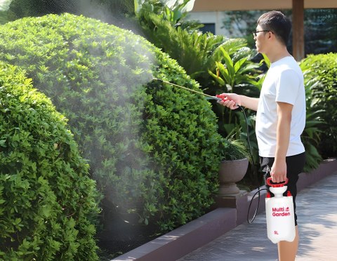 Opryskiwacz Ciśnieniowy Ogrodowy 5L, 2.5 bar – Regulowana Dysza, Lanca I Pasek MultiGarden Opryskiwacz Ciśnieniowy Ogrodowy 5L, 2.5 bar – Regulowana Dysza, Lanca I Pasek MultiGarden