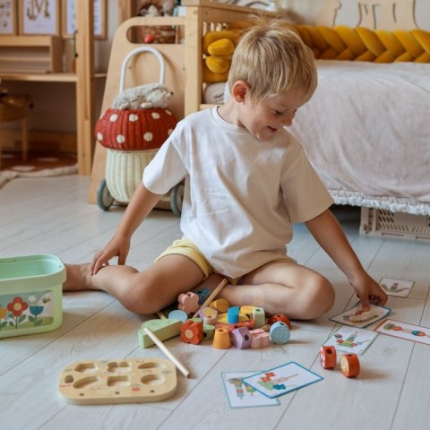 Drewniany sorter edukacyjny 7w1 Tooky Toy box ogród układanka