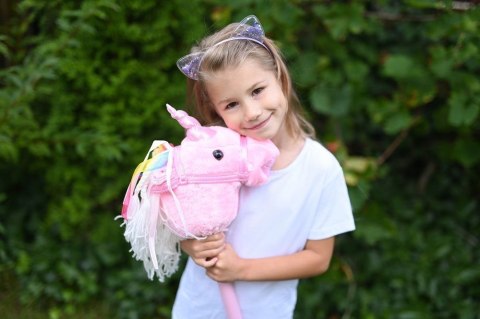 Hobby Horse Rosa Jednorożec na Patyku z Dźwiękiem Konik Różowy 85 cm